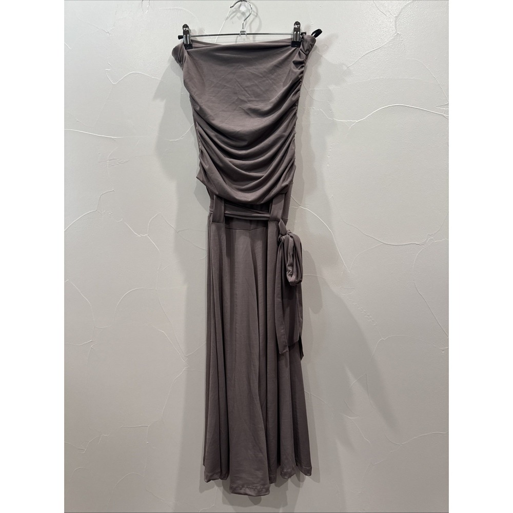 Sleeveless Wide Leg Capri Romper Size M‎ By Voila
